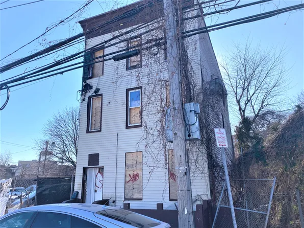 96 Sussex Ave, Newark, NJ 07103