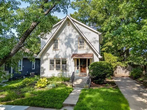 1807 Alabama St, Lawrence, KS 66044