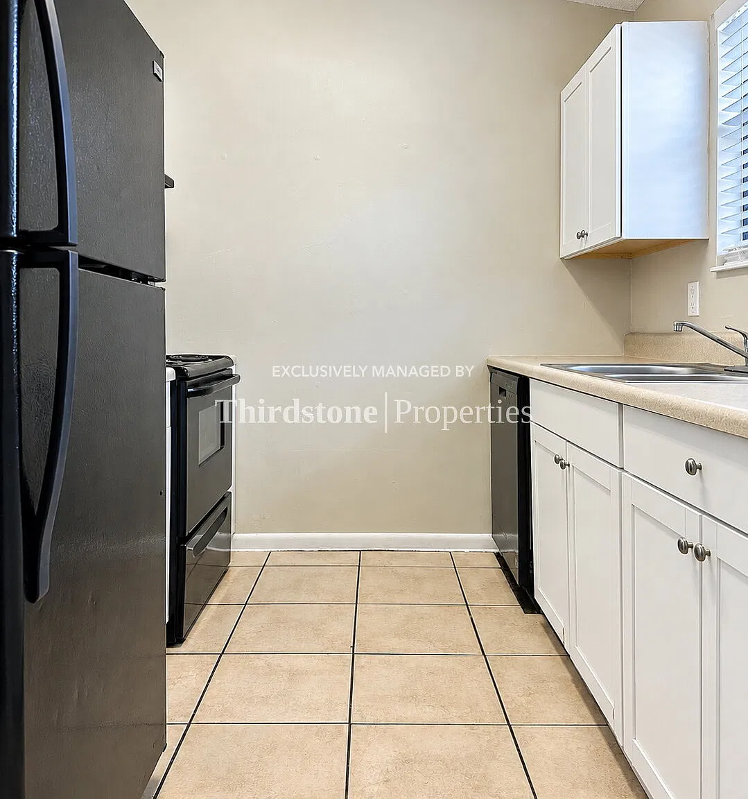 1324 Jefferson Avenue Unit B Orange Park, FL — Photo 3