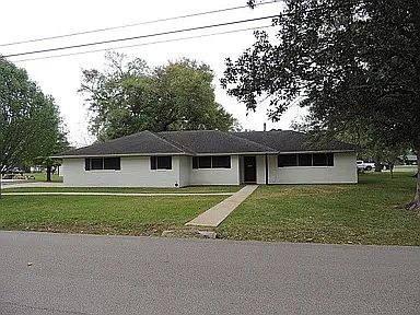 1st image of 619 N 15th St