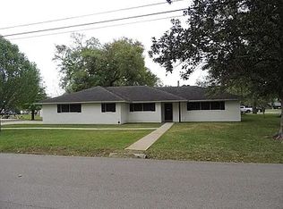 619 N 15th St, Nederland, TX 77627