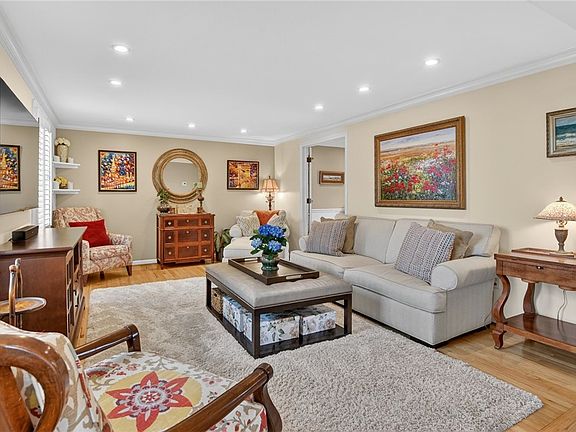 5th image of 1214 Lamson Cir