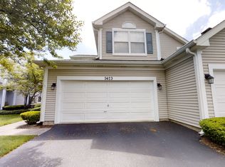 1423 Walnut Hill Ave UNIT 1423, Saint Charles, IL