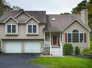 73 Miller Hill Rd, Hopewell Junction, NY 12533