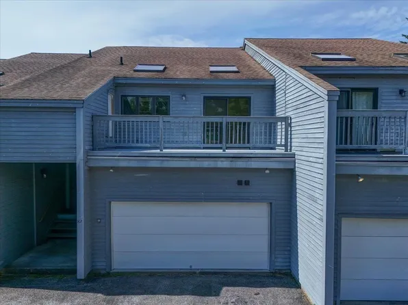 82 Bay Road, Shelburne, VT 05482