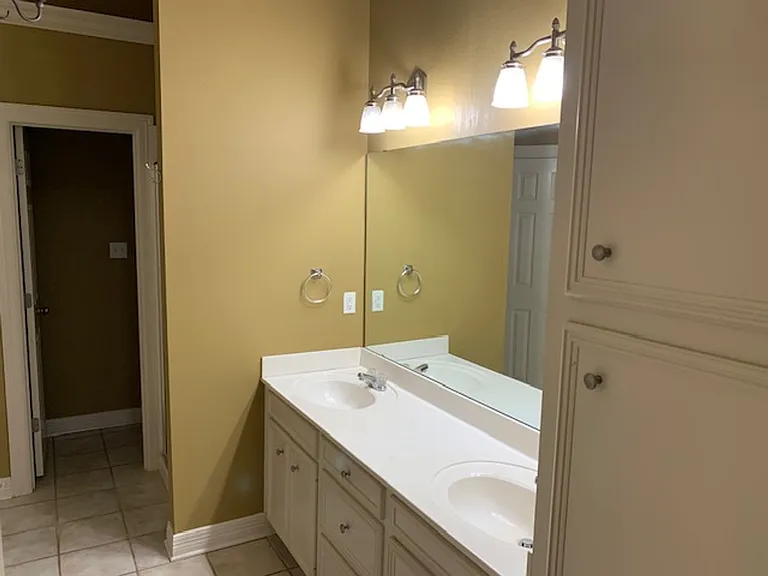 1201 Quincy Dr — Photo 12