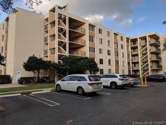 Sentry Self Storage Coral Springs 12375 W Sample Rd Sparefoot