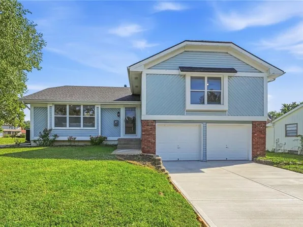 6100 E 140th Pl, Grandview, MO 64030