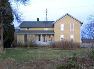 2625 Wolf Rd, Eau Claire, MI 49111