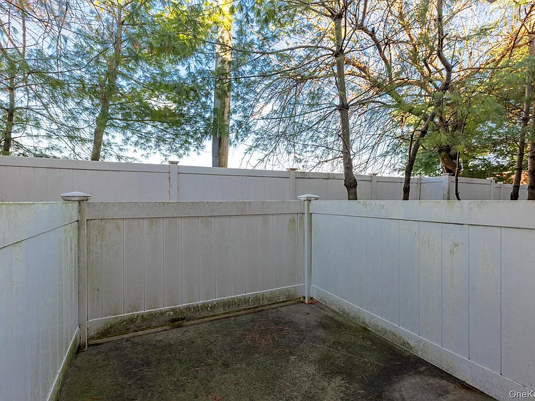 11 Jacqueline Way — Photo 16