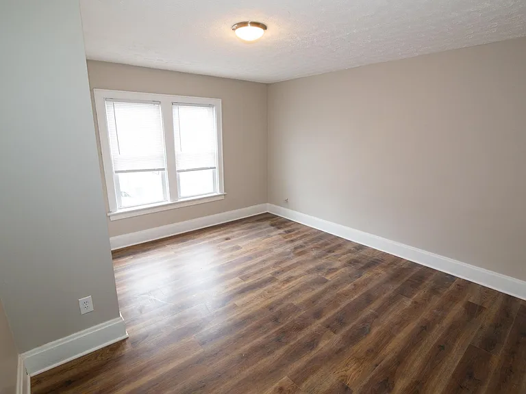 248 E Welch Ave — Photo 11