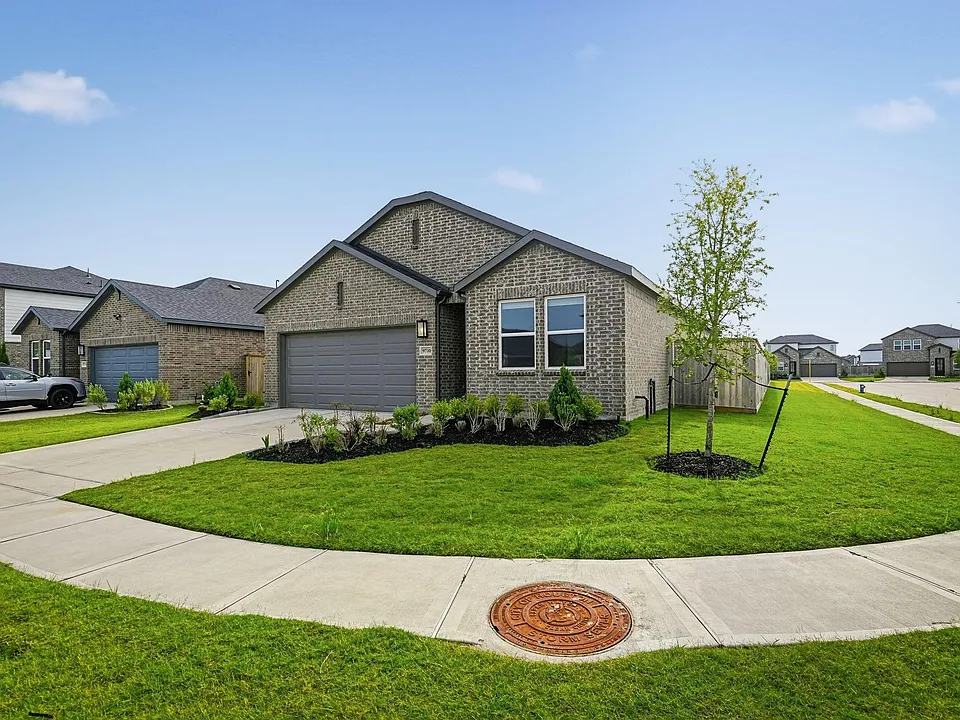 9710 Rialto Heights Dr