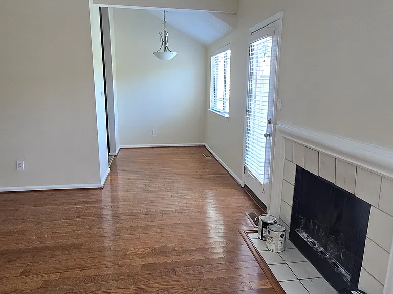 3814 Summerwood Ct — Photo 11