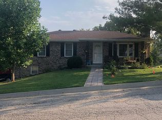 1706 Lee St, Holts Summit, MO 65043