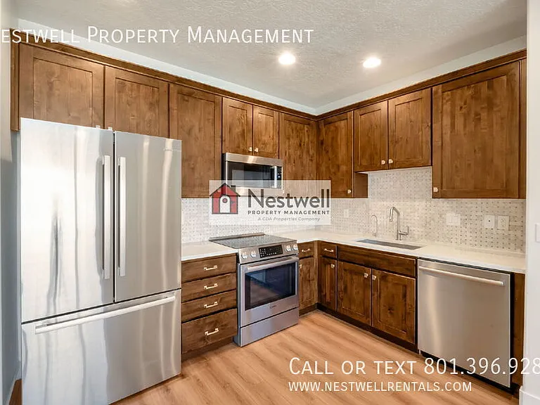 9683 S Zakro Ln — Photo 2