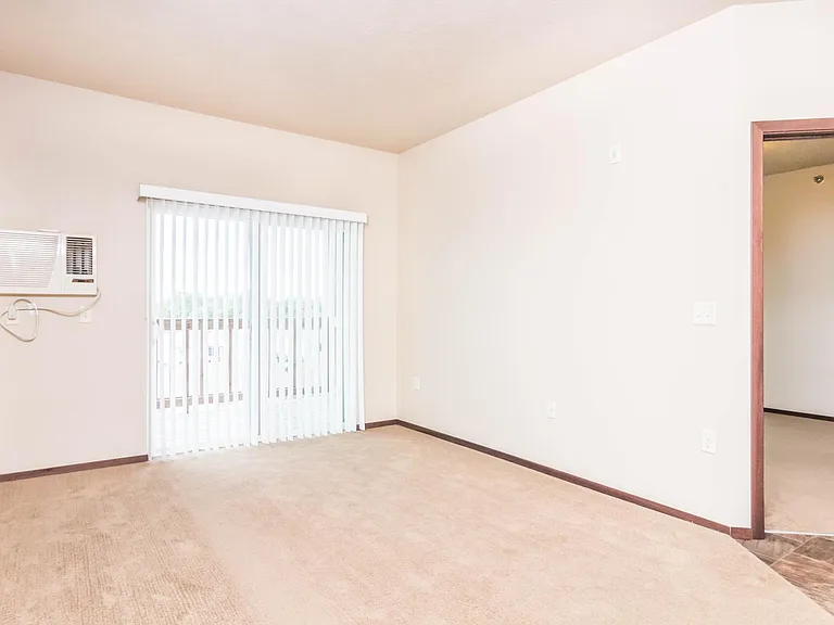 Edgerton Place Apartments — Photo 5