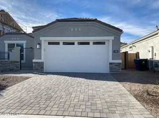 1825 E Saguaro Park Ln, Phoenix, AZ 85024