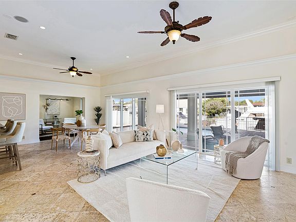 2nd image of 1121 Avocado Isle