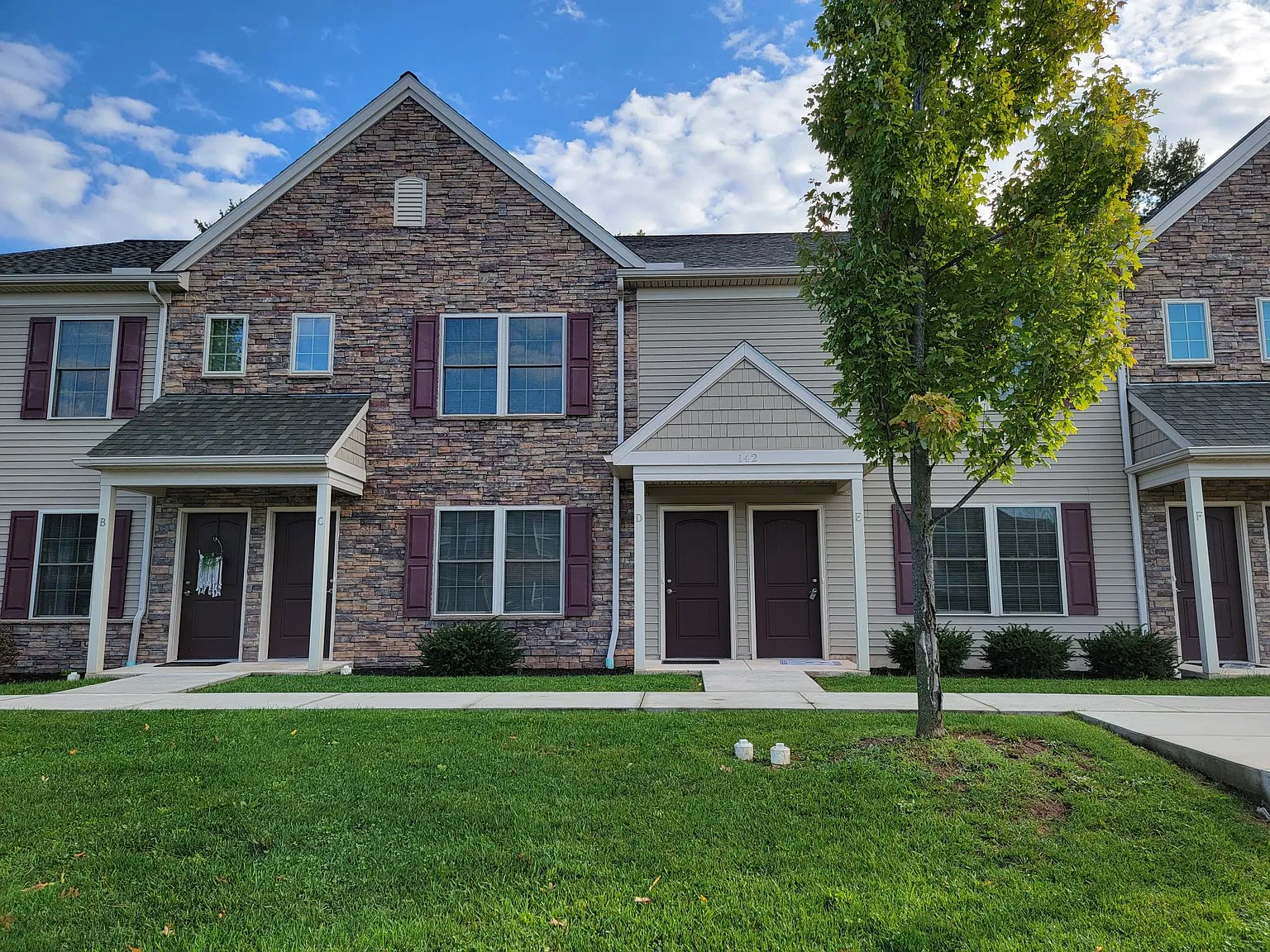 2 bed, $1,295 — Photo 2