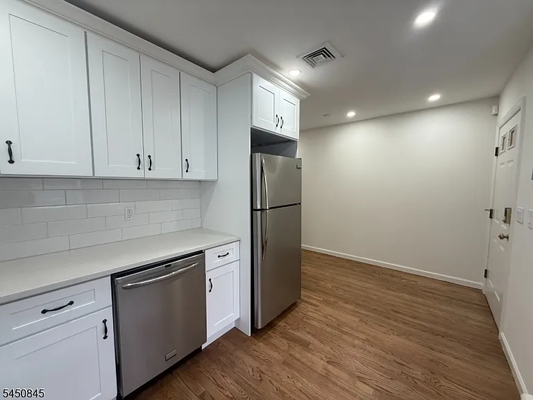 167B Harrison Ave #B2 — Photo 3