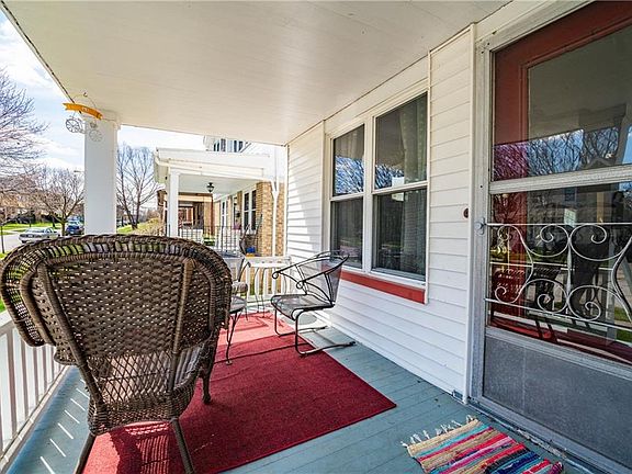 2nd image of 1598 Elmwood Ave