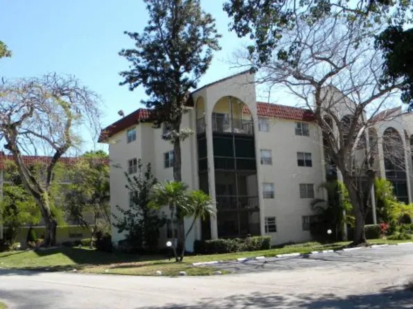 3360 Spanish Moss Ter APT 111, Lauderhill, FL 33319