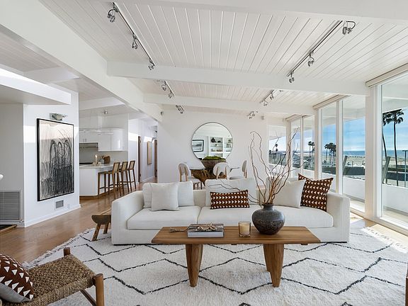 4th image of 95 Ocean Way