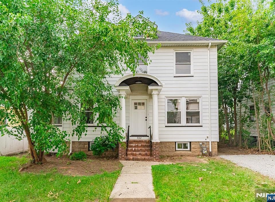 1st image of 332 Harrison Avenue