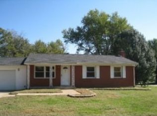 10503 S Dodge Ln, Louisville, KY 40272