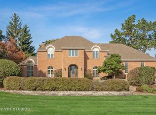 712 Milton Rd, Inverness, IL 60067