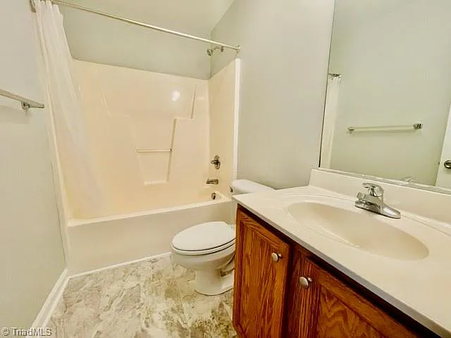 405 N Dudley St — Photo 9