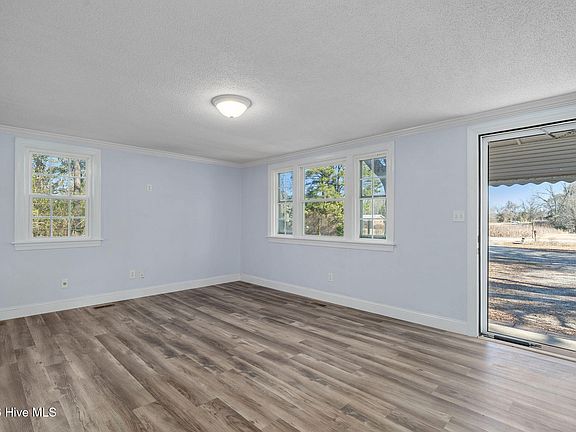 2nd image of 993 Old Mill Road