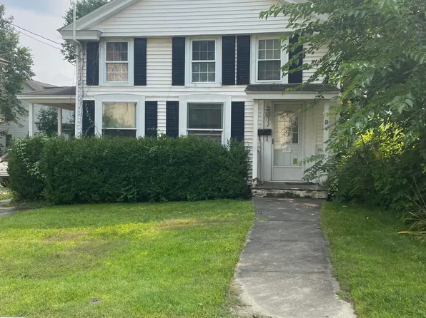 12 Pond St, Pittsfield, MA 01201