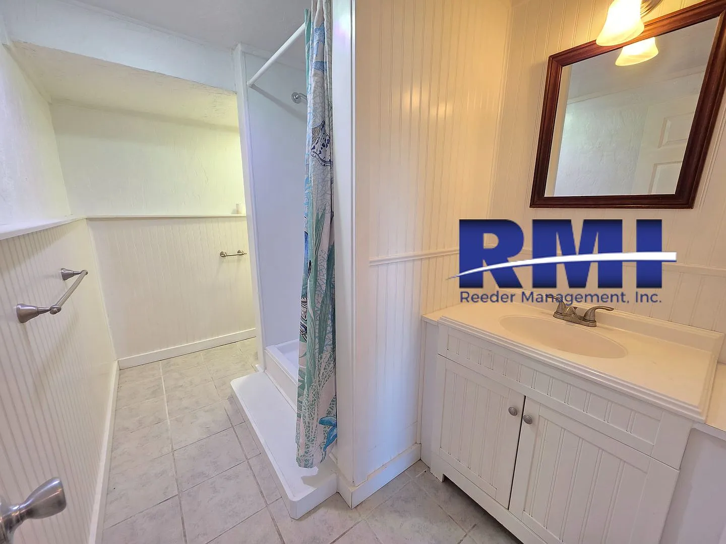 2 Bedroom With All Utilities Included — Photo 3