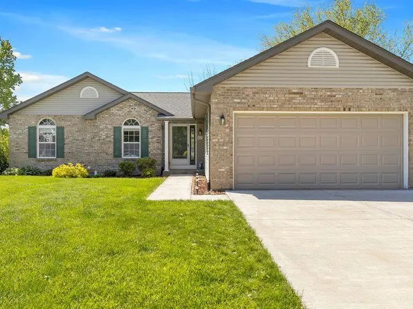 462 Mary Dr, Waterloo, IL 62298