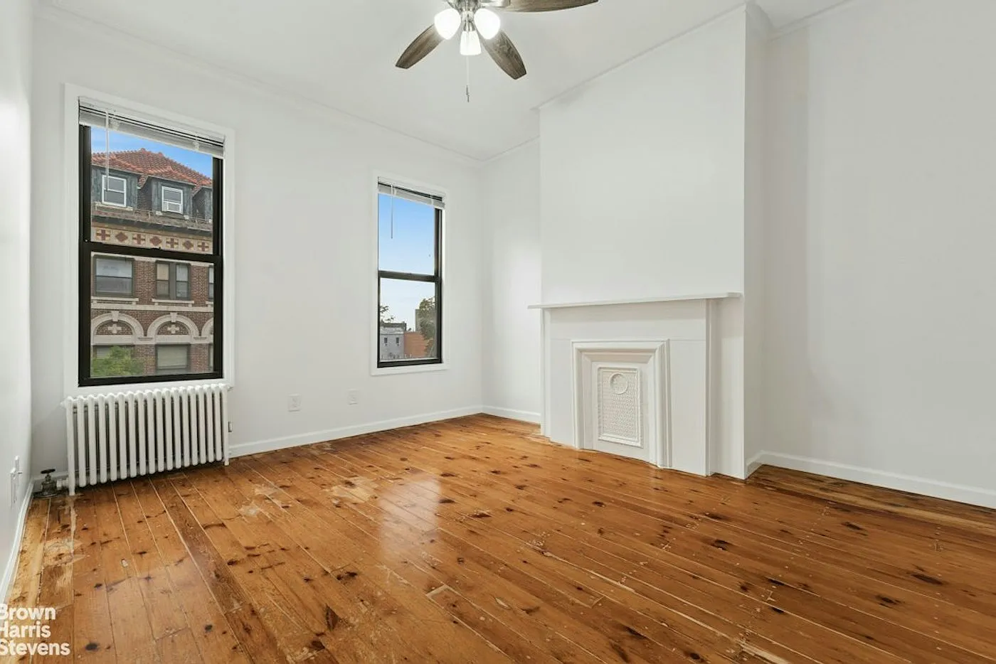 351 42nd Street — Photo 1