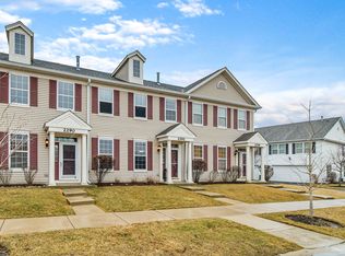 2292 Georgetown Cir, Aurora, IL 60503