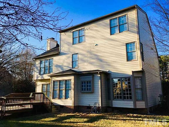 4th image of 4013 Cottonwood Dr