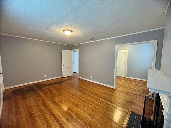 5th image of 407 Seminole St