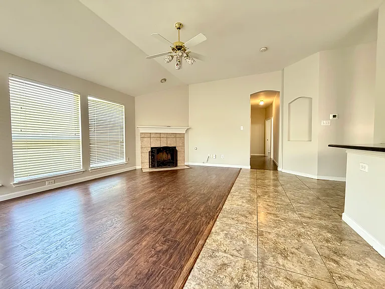 4308 Linda Kay Ln — Photo 14