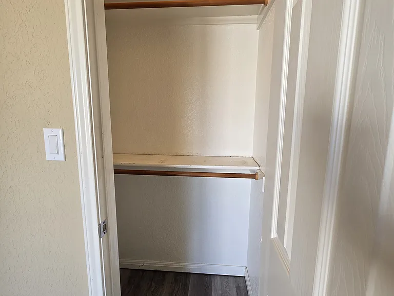 3rd bedroom closet