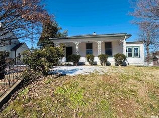 405 S Main St, Anna, IL 62906