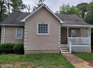 107R Merritt Cir, Dallas, GA 30132