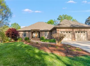 1605 Tower Rd, Thomasville, NC 27360