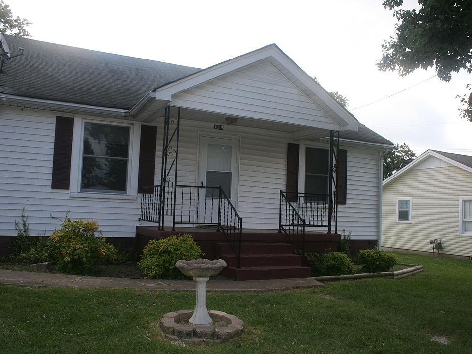 Lovely home in a great neighborhood.