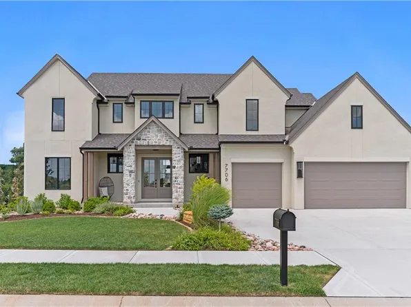7706 N Donnelly Ave, Kansas City, MO 64158