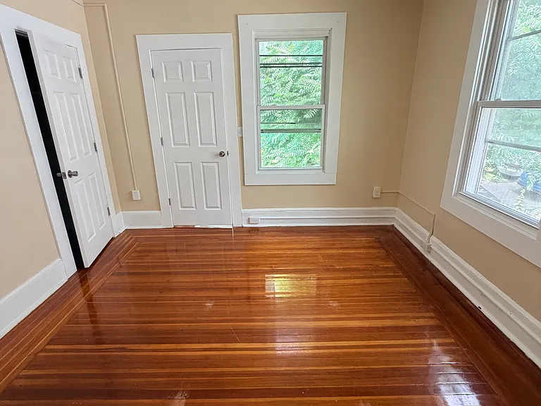 390 Ellsworth Ave #2 — Photo 13
