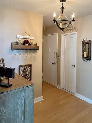 3rd image of 61 W 62nd St APT 26-D