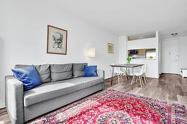 Rented by Cooper & Cooper Real Estate