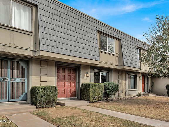 3rd image of 2021 W PIERSON Street